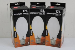 Feit Electric H39KC-175DX 175W Mercury Vapor Bulbs (Lot of 3)