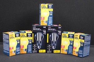 Feit Electric LED Light Bulbs Mixed Lot (Lot of 7)