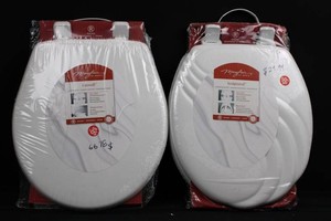 Mayfair by Bemis Caswell & Sculptured Round Toilet Seats (Lot of 2)