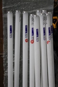 Westpointe 40W 4100K Fluorescent Light Tubes (Lot of 10)