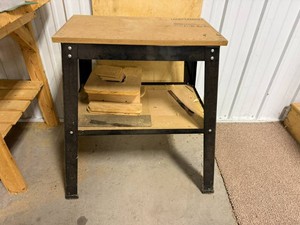 Craftsman Shop Stand 24 x 24 x 25 Tall