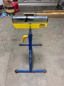 Cummins Adjustable 12 Roller Stand