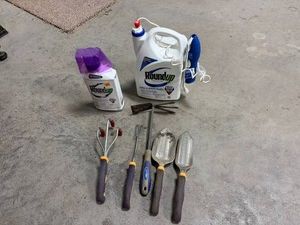 Roundup & Garden Tools