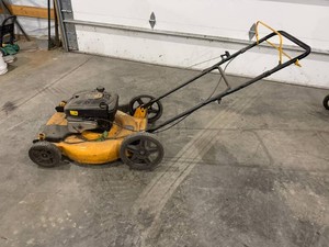 Poulan Pro 22 Lawn Mower