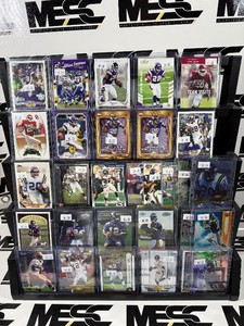 Large Minnesota Vikings Football Card Lot - Adrian Peterson, Daunte Culpepper, Robert Smith
