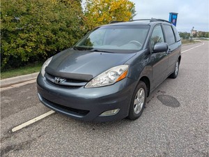 2010 Toyota Sienna XLE