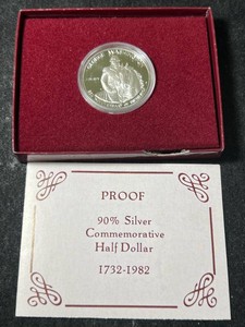 1982 US PROOF SILVER WASHINGTON COMMEM HALF DOLLAR IN BOX