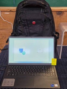 DELL INSPIRON 15 WITH SWISS GEAR BACKPACK