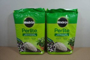 2 Miracle-Gro Perlite Lightweight Soil Potting Mixes - 8QT