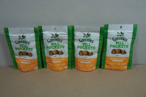 4 Greenies Pill Pockets - Tablet Size - Chicken Flavor