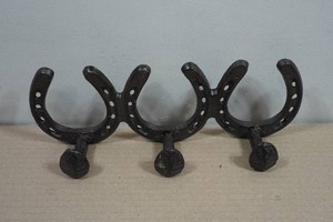 Cast Iron Horseshoe CoatHat Rack