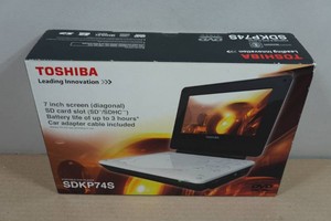 Toshiba 7 Screen Portable DVD Player