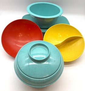 Holiday by Kenro Melamine Servingware Assortment (Lot of 5)