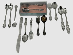 Oneida, Rabbit Motif & Ornate Stainless Flatware Mixed Lot - 14 Pieces
