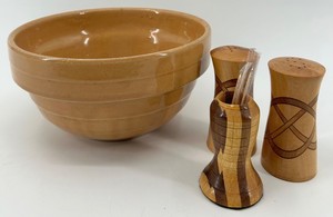 USA Stoneware Bowl & Inlaid Wood Tableware Mixed Lot - 9 X 6