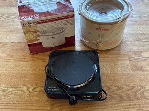Mixed Small Kitchen Appliance Lot Rival Crock-Pot Aroma Hot Plate