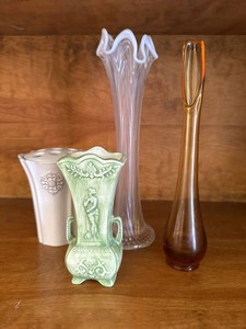 Lot of Vintage Art Glass & Ceramic Bud Vases Home Interiors