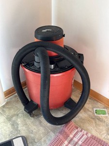 Sears Craftsman 16 Gallon Wet-Dry Shop Vacuum Canister With Hose