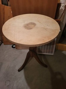 Vintage Round Pedestal Accent Table w Unfinished Top 24in x 30in
