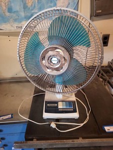 Vintage Panasonic 5-Way Oscillation Table Fan Blue Blades Retro