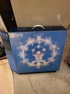 JCPenney Home Musical Acrylic Lighted Wreath With Snowman