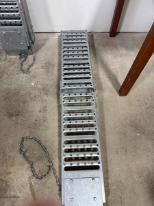 Pair of Folding Aluminum Loading Ramps – 1,000 lb Rating