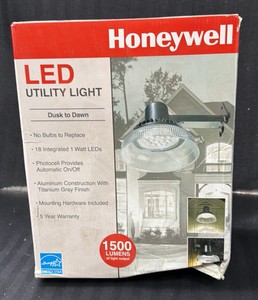 Brand New Honeywell LED utility light