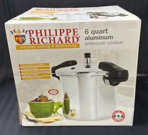 Bran New Philippe Richard 6 quart aluminum pressure cooker
