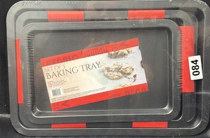 Brand New 3 pieces of baking tray set