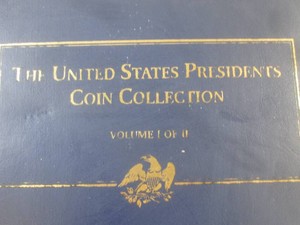 (CS) United States Presidents Coins in Binder Not Full 8 Coin Cards
