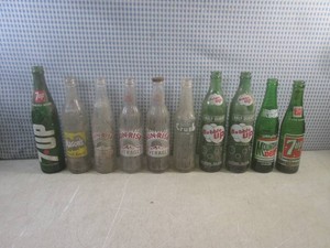 (CSB) Assorted Vintage Glass Soda Bottles