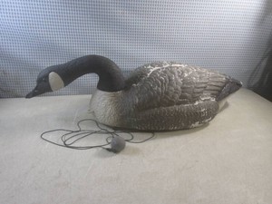 (FDS) Vintage Carry-Lite Plastic Canada Goose Decoy With Line and Weight 32 Long