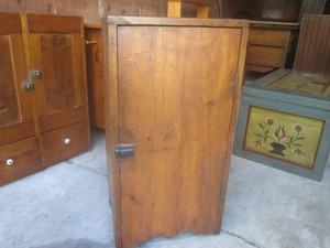 (UD1) Vintage Wood Cabinet with Shelves 30 12 H x 16 W x 13 34 D