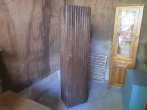 (UD1) Vintage Wood Tall Upright Cabinet with Shelves 71 12 H x 17 W x 12 34 D