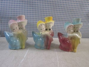 (EC1) 3 Smaller Vintage Ceramic Couple Planters 5 58 Tall