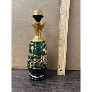 Green and Gold Enamel Decorative Perfume Bottle Set with Finial Stopper