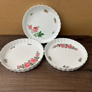 Christina White Ceramic Floral Pie Plates Set of 3
