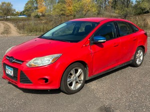 2014 Ford Focus SE  NO RESERVE 