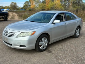 2009 Toyota Camry Base LE  NO RESERVE 