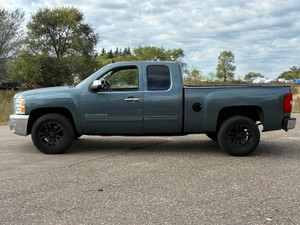 2013 Chevrolet Silverado 1500 LT | 102k Miles | 4WD | No Accidents | NO RESERVE !