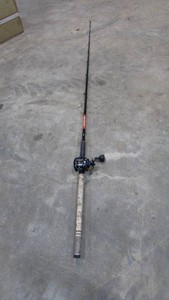 8 Musky Pole with Abu Garcia Bait Caster Reel