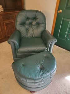 Beautiful Bradington Young Leather Chair and Ottomon