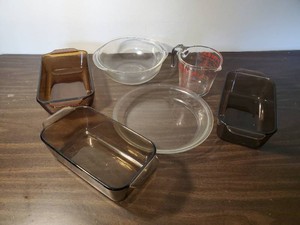 Pyrex and Anchor Hocking Baking Dishes and Measuring Cup