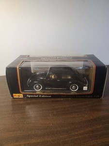 Special Edition Volkswagon Die Cast Metal 118 Scale