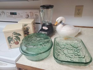 Hamilton Beach Glass Jar Blender, Libbey Orchard Fruit Green Glass Casserole Dish and others with More