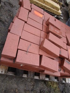 Clay Bricks, 8 x 4 x 2-14...