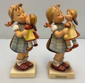Two Vintage Collectible MJ Hummels Figurines 6