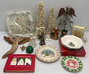 Misc. Christmas Dcor