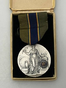 Est. $195.00-$275.00 Christian Peterson Sterling Silver WWI Commemorative Service Medal In original Box (32.55 Grams Overall)