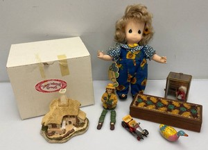 Misc. Vintage Items Including David Winter Cottages The Black Bess Inn And More